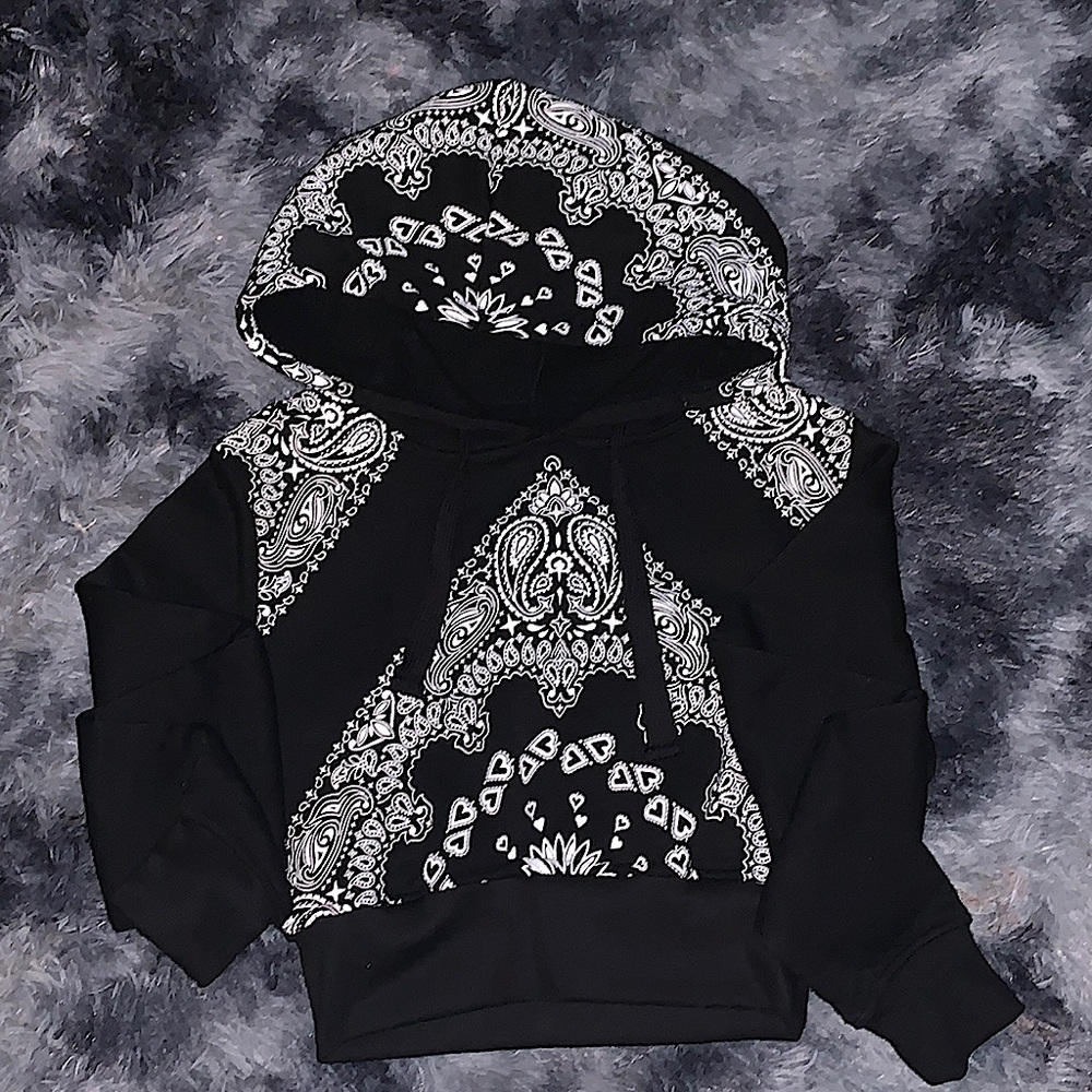 Black Crop Small Hoodie